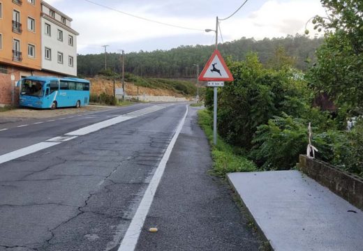 Camariñas e Vimianzo solicitan á Xunta a mellora da seguridade viaria entre Ponte do Porto e Lexas